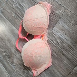 Victoria Secret 36C Bra
